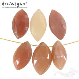 Адуляр натуральный Marquis Peach 15-19 мм