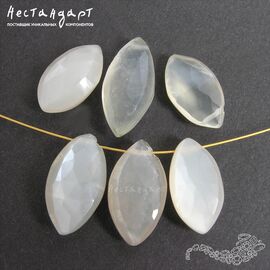 Адуляр натуральный Pearly Marquis 15-20 мм