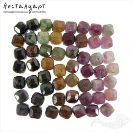 Турмалин натуральный куб с огранкой 5-6 мм (уп. 6 шт)