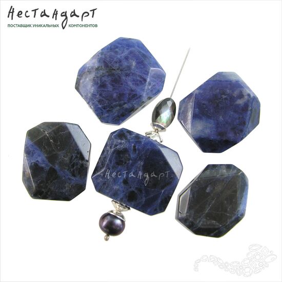 Содалит натуральный Octagon 23-25х20 мм