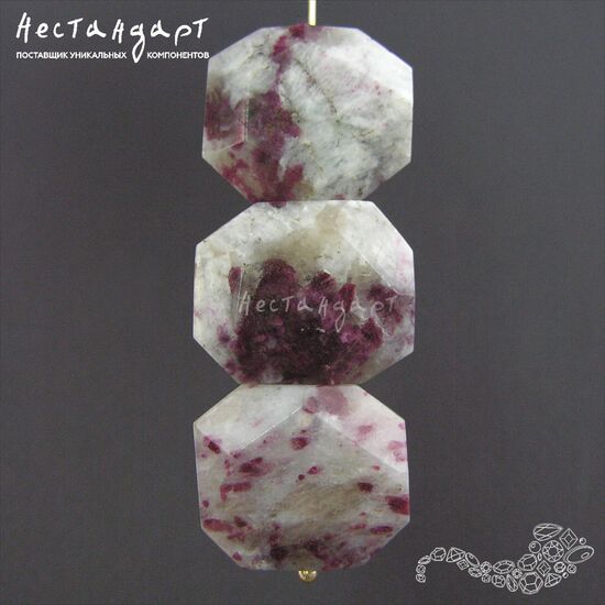 Эвдиалит в породе натуральный Octagon 22-25х20 мм, изображение 4