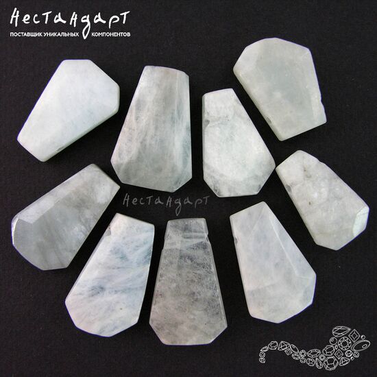 Аквамарин натуральный Trapezoid 27-30х18-20 мм