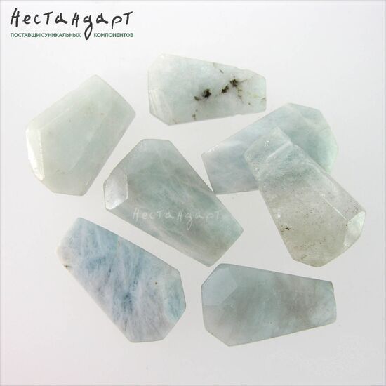 Аквамарин натуральный Trapezoid 27-30х18-20 мм, изображение 3