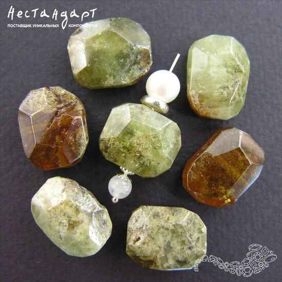 Гранат гроссуляр натуральный Lollipop 16-17х12-13 мм, изображение 4