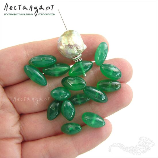 Халцедон натуральный тонированный Oval 16х7 мм, изображение 2