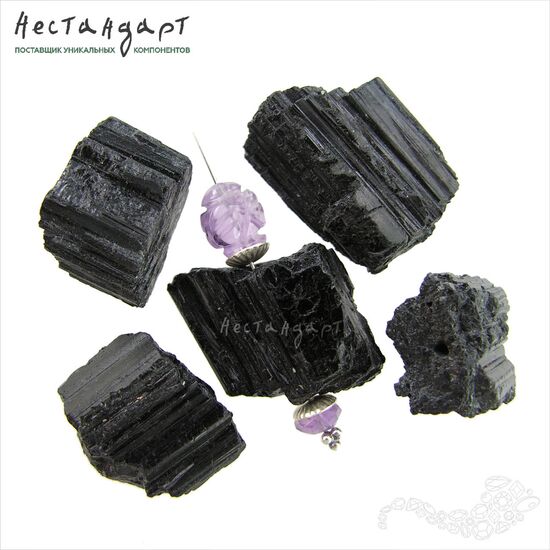 Турмалин Шерл натуральный черный необработанный 14-19 мм