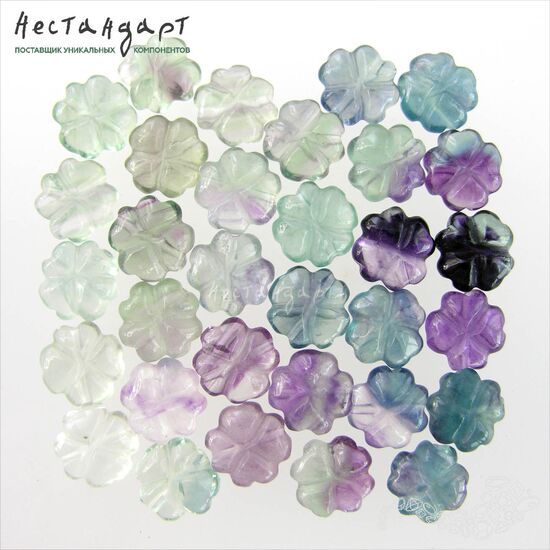 Флюорит натуральный резной Клевер 12х6 мм, изображение 4