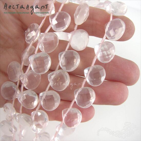 Кварц натуральный розовый Briolette Drop с огранкой 12х12х7 мм, изображение 3