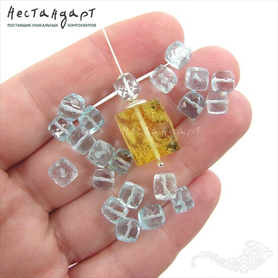 Топаз натуральный голубой с огранкой Cut Cube 5,5-7 мм, изображение 3