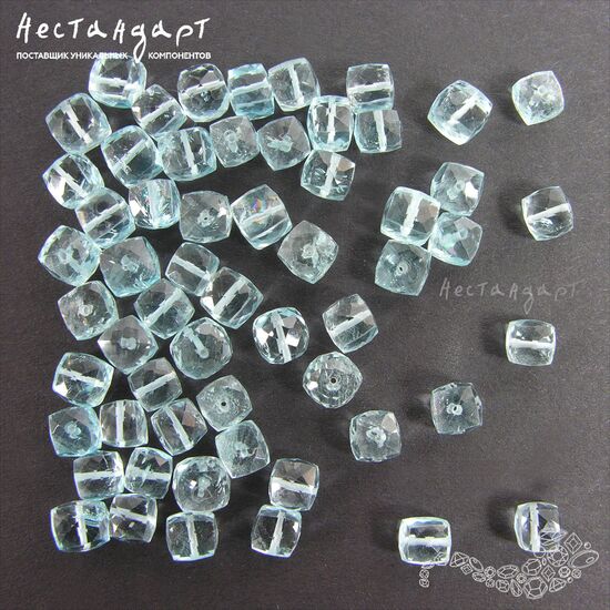Топаз натуральный голубой с огранкой Cut Cube 5,5-7 мм, изображение 4