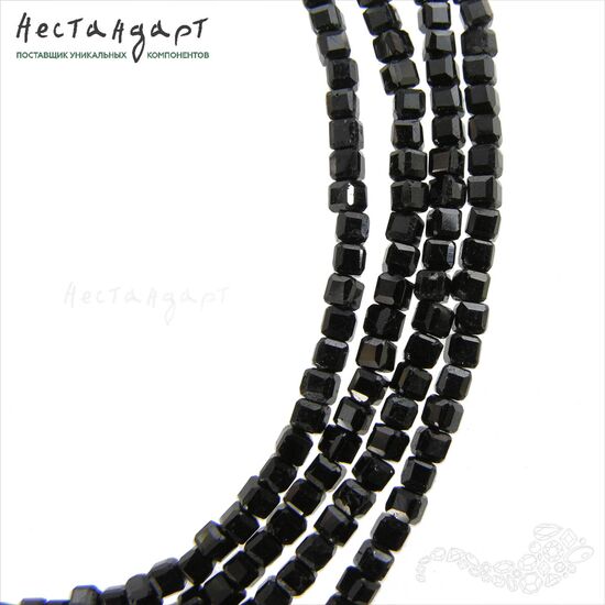 Шпинель черная с огранкой Cube Black 2,5 мм (нить 10 см), изображение 3