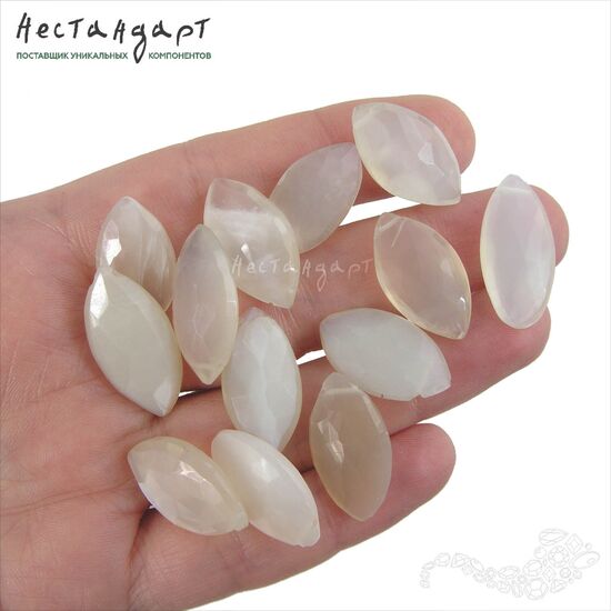 Адуляр натуральный с огранкой Pearly Marquis 21-26 мм, изображение 2