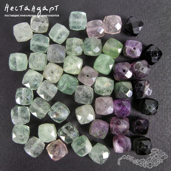 Флюорит натуральный Cube с огранкой 8,5 мм, изображение 5