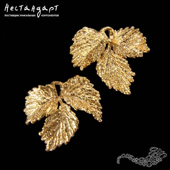 Подвеска Strawberry Trefoil Gold Plated 18 мм