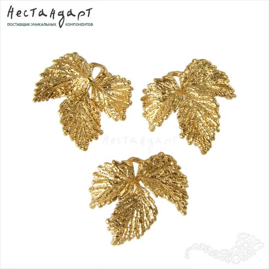 Подвеска Strawberry Trefoil Gold Plated 18 мм, изображение 4
