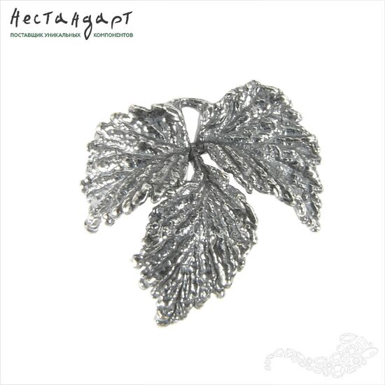 Подвеска Strawberry Trefoil Silver Plated 18 мм, изображение 3