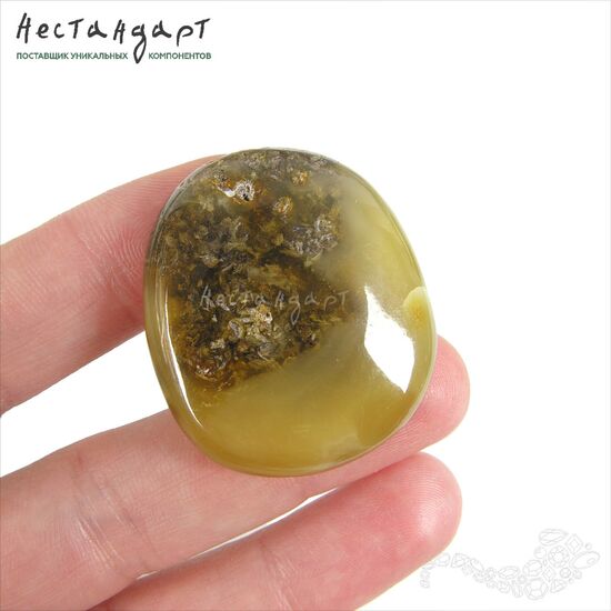 Янтарь натуральный Precious Nugget 36х30х9 мм, изображение 2