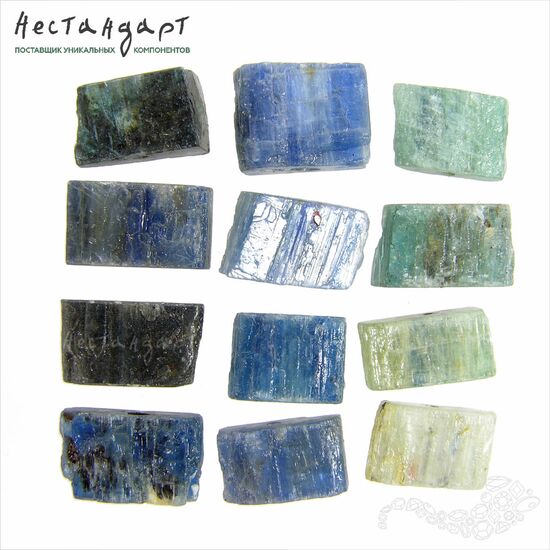 Кианит натуральный Wild Square 15х9 мм