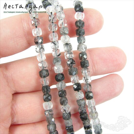 Кварц натуральный прозрачный с шерлом 4-4,5 мм (уп. 10 шт), изображение 2