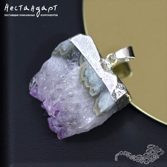 Подвеска из спила аметистовой друзы 28-42 мм, изображение 2