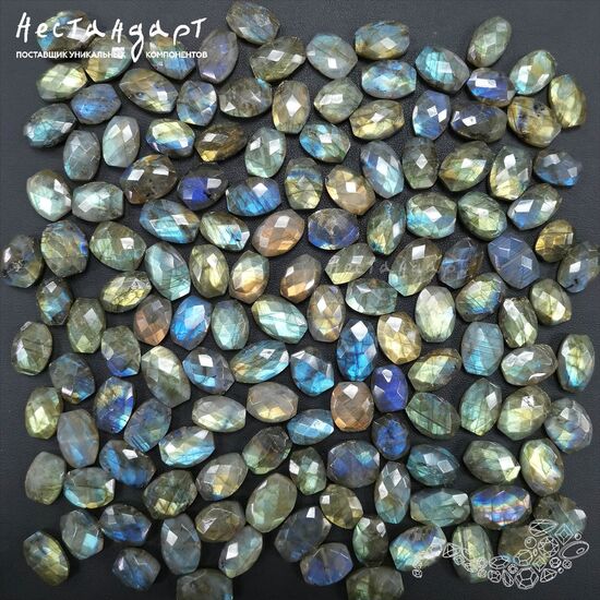 Лабрадор натуральный с крупным гранением 9х12-12х16 мм