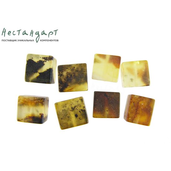 Янтарь натуральный Opaque Cube 8-10 мм (пара)