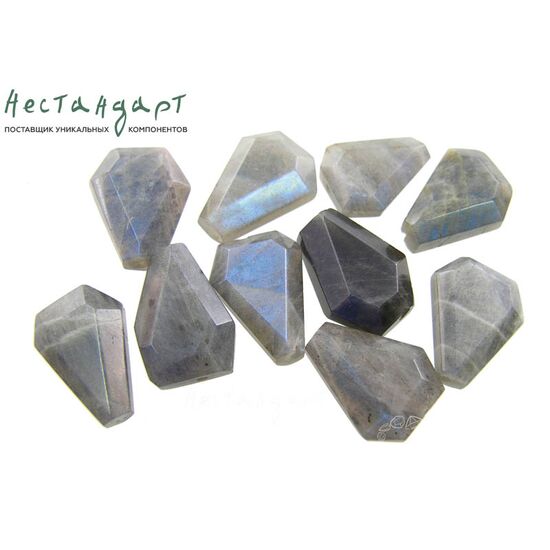 Лабрадор натуральный Trapeze Cut 18х13 мм