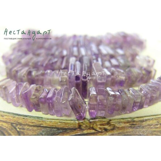 Аметист натуральный квадратный ок. 6 мм (нить 5 см)