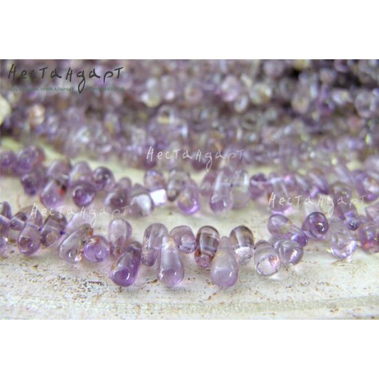 Аметист натуральный каплевидные бусины 9х5 мм (нить 16 см)