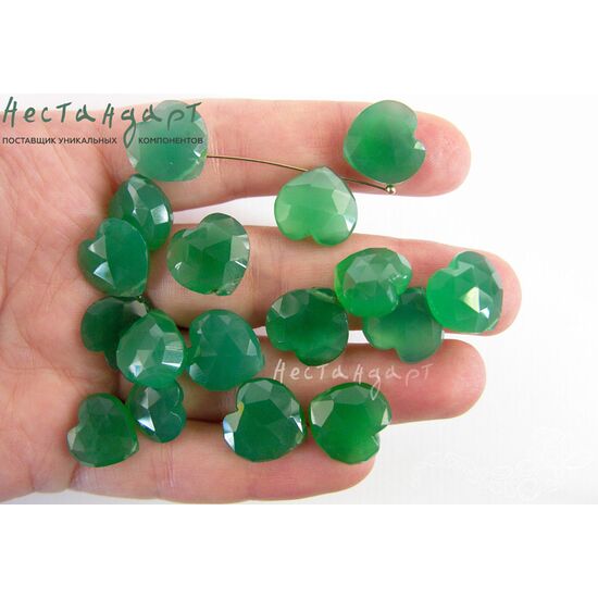 Халцедон натуральный Heart зеленый 14х14х7 мм, изображение 3