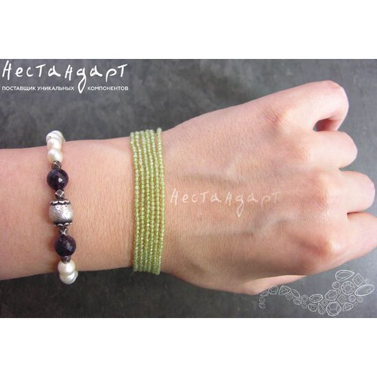 Хризолит натуральный с огранкой 3,5-4 мм (нить 10 см), изображение 2