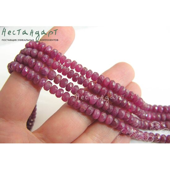 Корунд-рубин натуральный темно-розовый с огранкой 3,5-4,5 мм (нить 5 см.), изображение 2