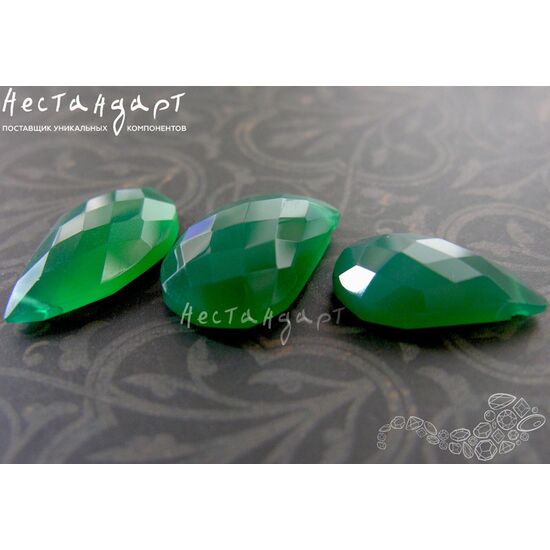 Халцедон натуральный Капля зеленый 22х14х5 мм, изображение 4