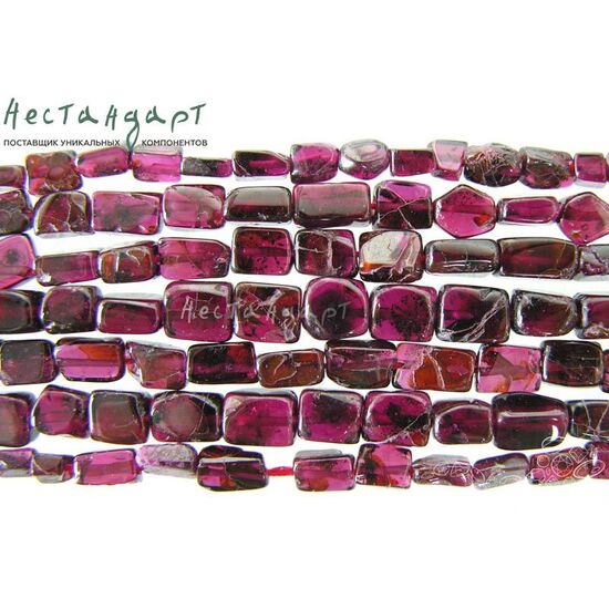 Гранат натуральный Geometric Form 5-8х4-6 мм (нить 16 см), изображение 3