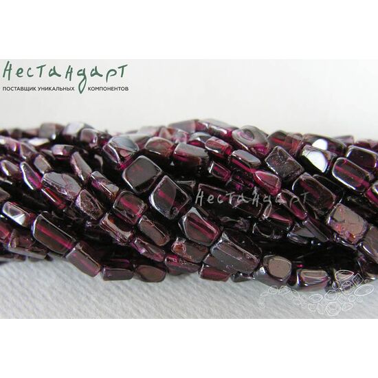 Гранат натуральный Geometric Form 5-8х4-6 мм (нить 16 см), изображение 4