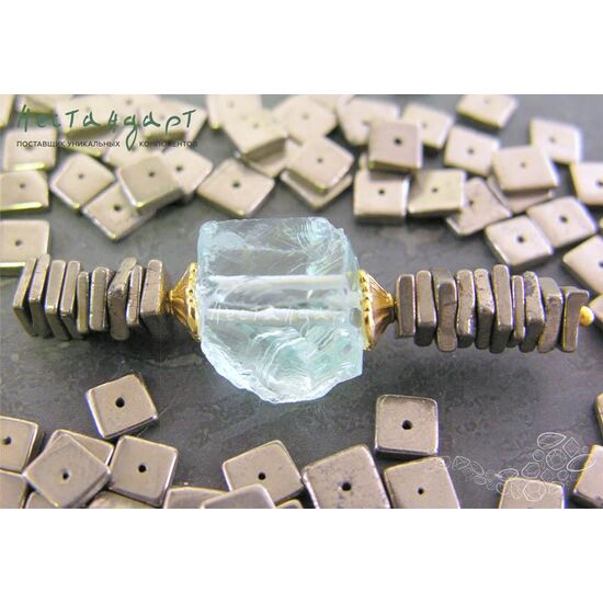 Пирит натуральный квадрат 6х2 мм (уп. 7 шт.), изображение 2