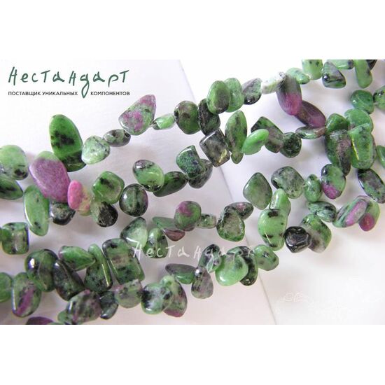 Цоизит с корундом натуральный Free form 6-12x7мм (нить 20 см), изображение 2