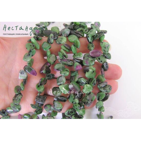 Цоизит с корундом натуральный Free form 6-12x7мм (нить 20 см), изображение 3