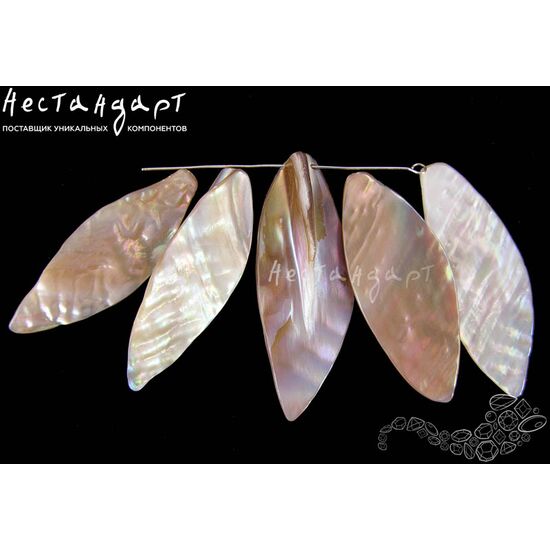 Перламутр натуральный Gold Leaflet 46-50 мм