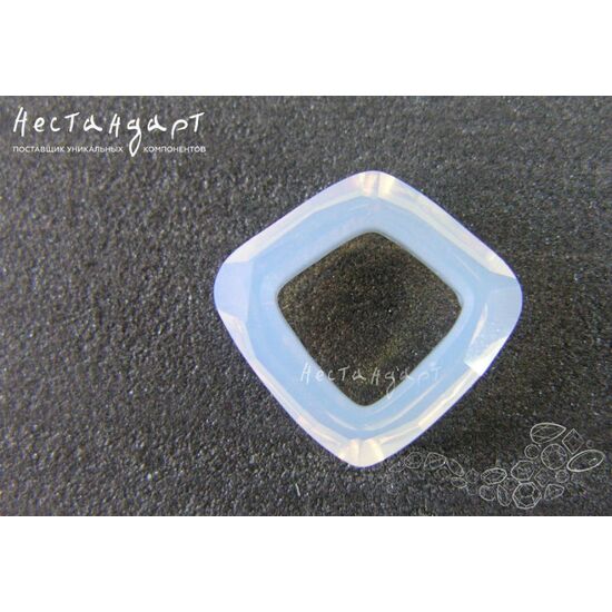 Swarovski Cosmic Square Ring White Opal 14 мм, изображение 2