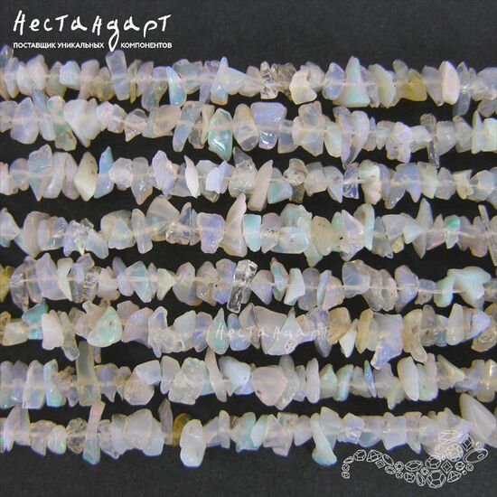 Опал натуральный эфиопский белый галтовка 4-6 мм (нить 10 см), изображение 4